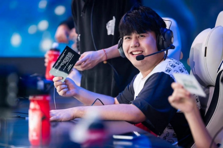 是球迷们关 是球迷们关